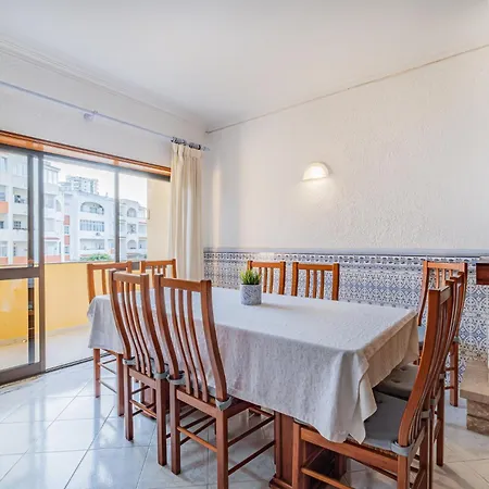 Blue Wave Apartment *